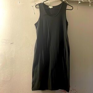 the size is L the color is black and the brand is love J and it's soft.